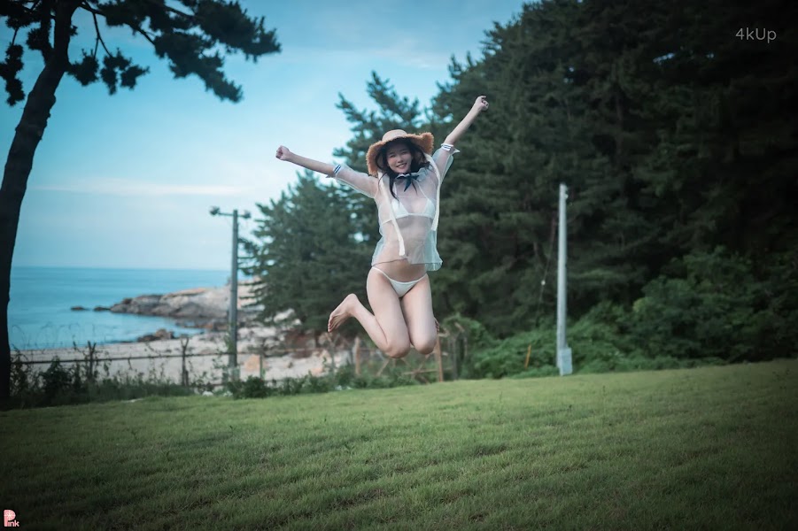 [PINK] Lee Ahrin Bikini Day