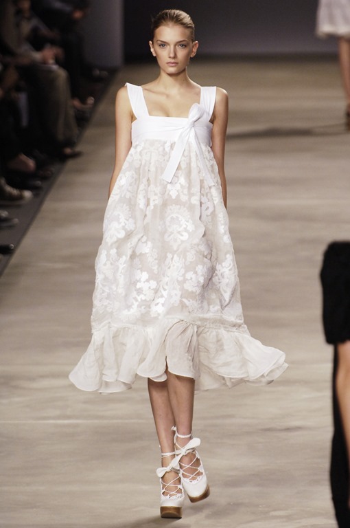 [ChloeSpring2006lilydonaldson4.jpg]
