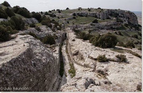 Vía principal del poblado ibérico del Castellar de Meca - Ayora