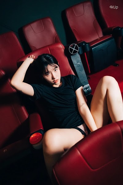 [Loozy] Sonson (손손) Cinema Girl (+S.Ver)