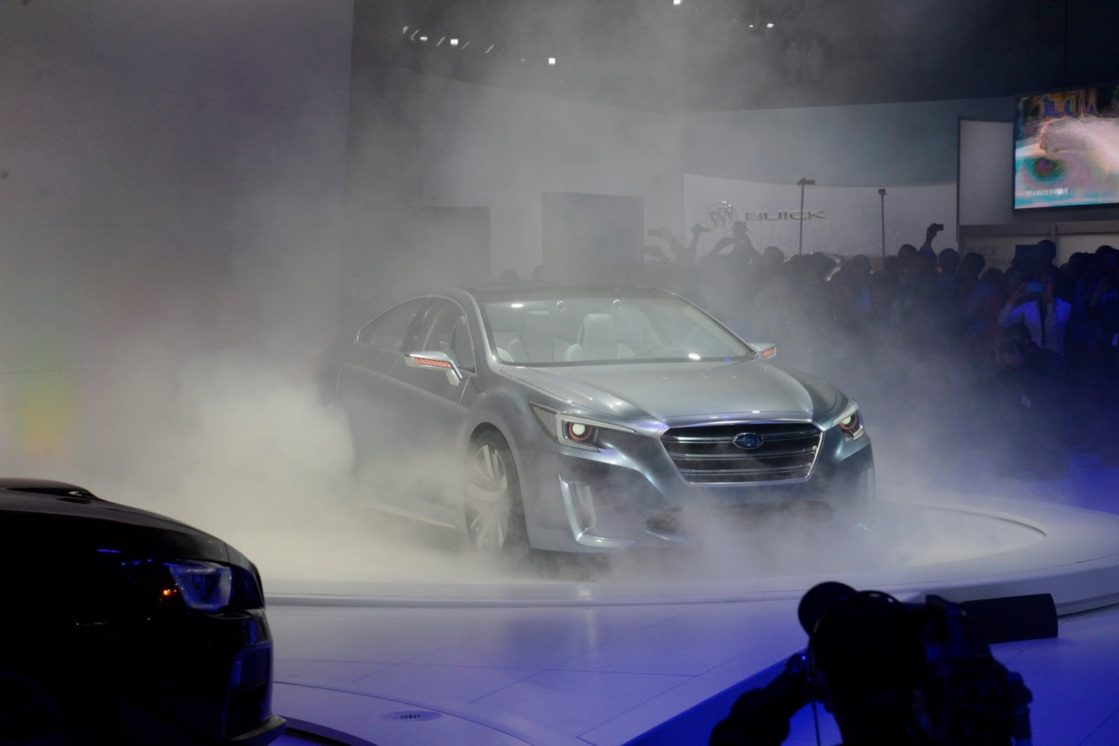 [Subaru-Legacy-Concept-1%255B2%255D.jpg]