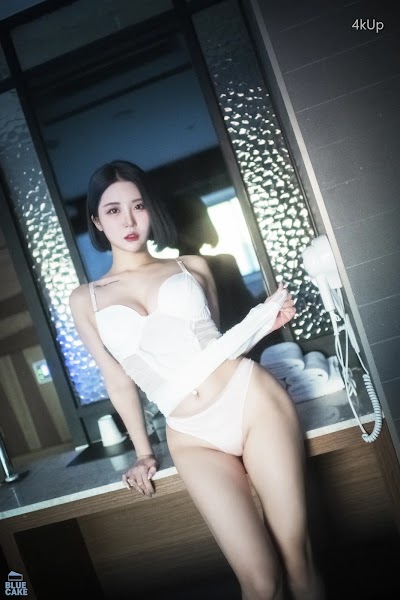 [BLUECAKE] Bomi (보미) SECRET