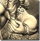 Hanuman holding Lakshmana's feet