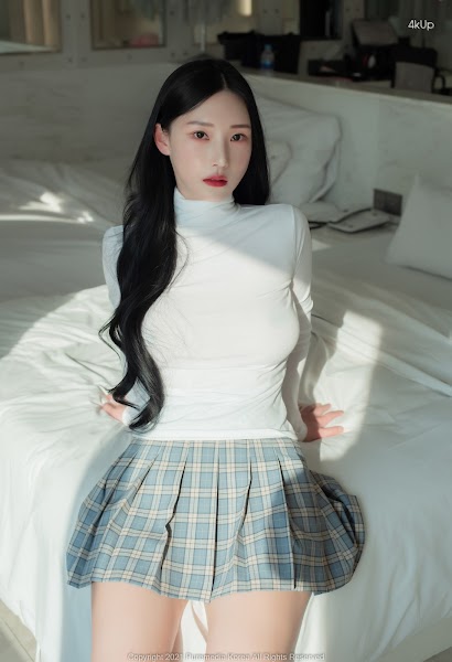 Pure Media Vol.143 Riha (리하)