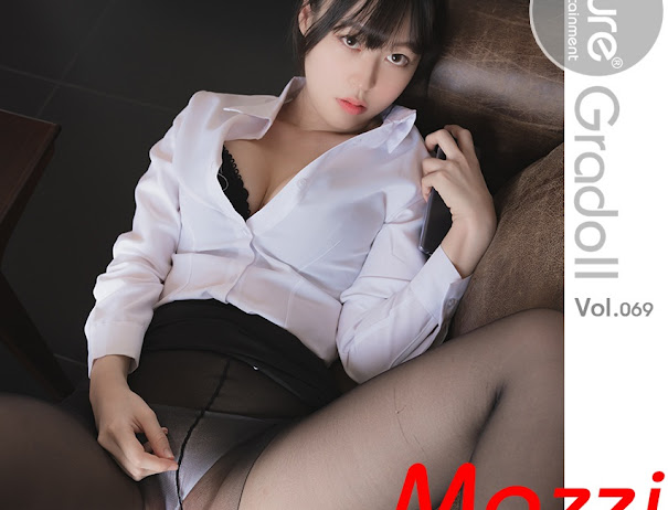 Pure Media Vol.69 Mozzi (모찌)