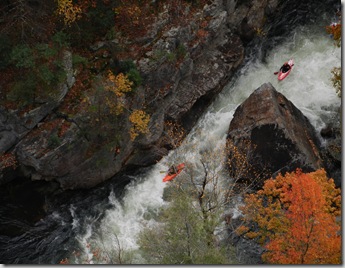 cla2_kayakers