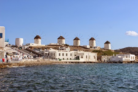 02. Morile de vant din Mykonos.JPG