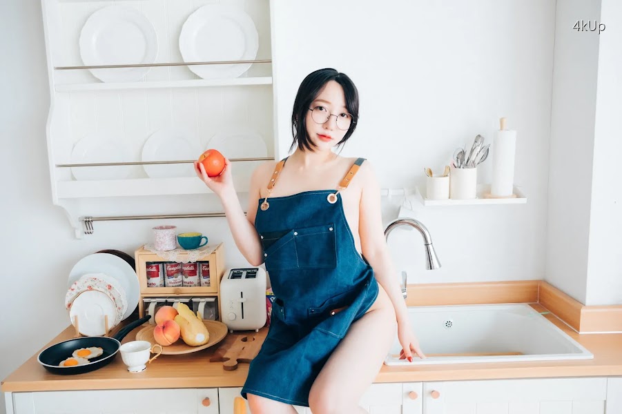 [Loozy] Son Ye-Eun (손예은) Nudy Painter + S.ver
