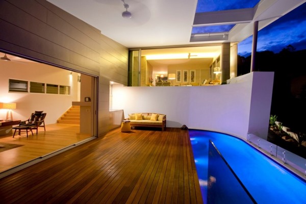 moderna-casa-con-terraza-y-piscina moderna-casa-con-terraza-y-piscina
