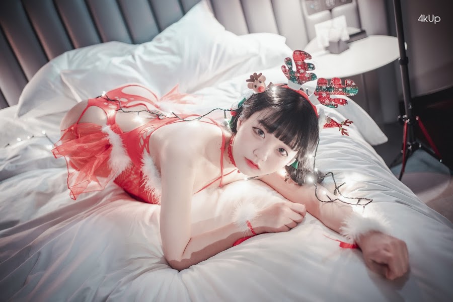 DJAWA Photo – Jeong Jenny (정제니) Christmas Special