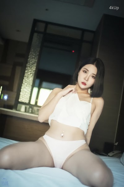 [BLUECAKE] Bomi (보미) SECRET