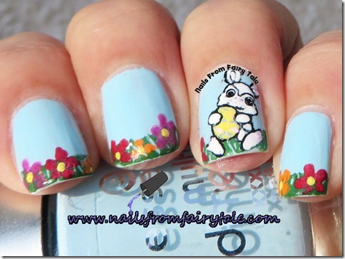 easter-bunny-in-a-grass-nail-art-2