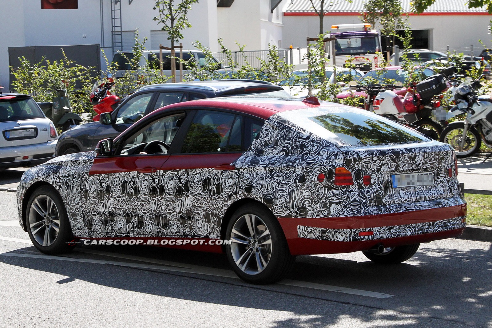 [2014-BMW-3-Series-GT-6%255B3%255D.jpg]