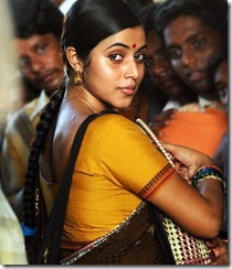 Actress-Poorna hot in saree pics