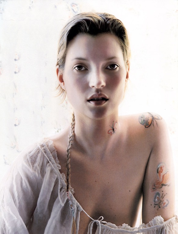 [kate-moss-by-corinne-day-in-freedom-child-editorial-vogue-uk-may-2002-3%255B5%255D.jpg]