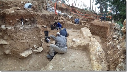 workers-revealing-rock-cut-foundations-635x357-IAA