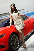 2012-Geneva-Motor-Show-Ladies-88