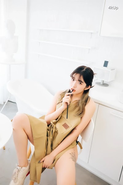 [Loozy] Sonson (손손) Nude Apron