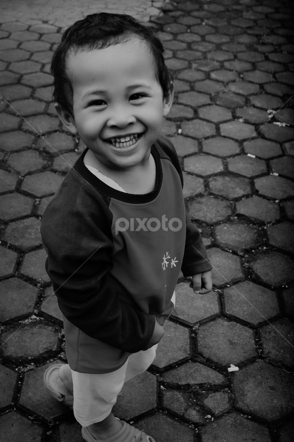 smile by Adhit Rahmaditia - Babies & Children Child Portraits