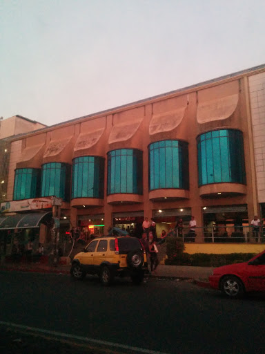 Centro Comercial Costa Azul