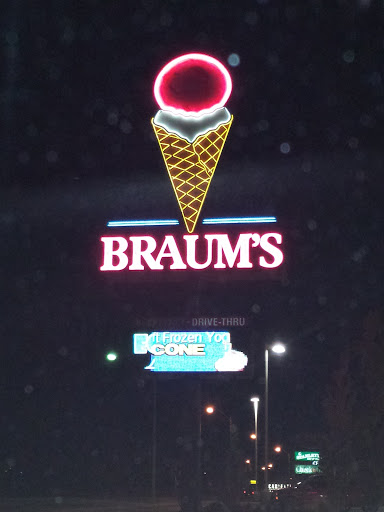 Braum's Neon Sign