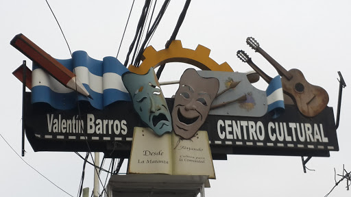Centro Cultural Barros Sign
