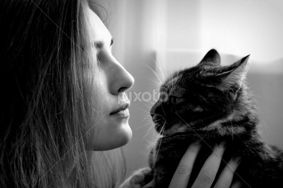 Serious talking by Greta Kniežaitė - Black & White Portraits & People