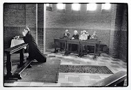 Bisschop Gijsen in de kapel van Onze Lieve Vrouw in 't Zand