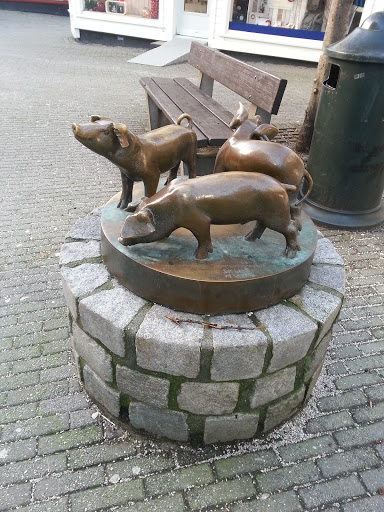 Piglets of Egersund