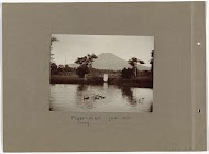 Foto's van geneesheer Wilhelm Martin Wesenhagen op Sumatra, residentie Palembang, omgeving Lahat