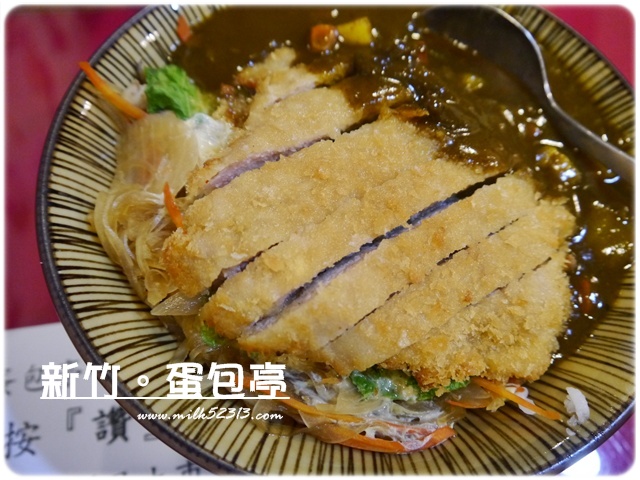 新竹食記│清大夜市。蛋包亭♥份量實在但口味普通*