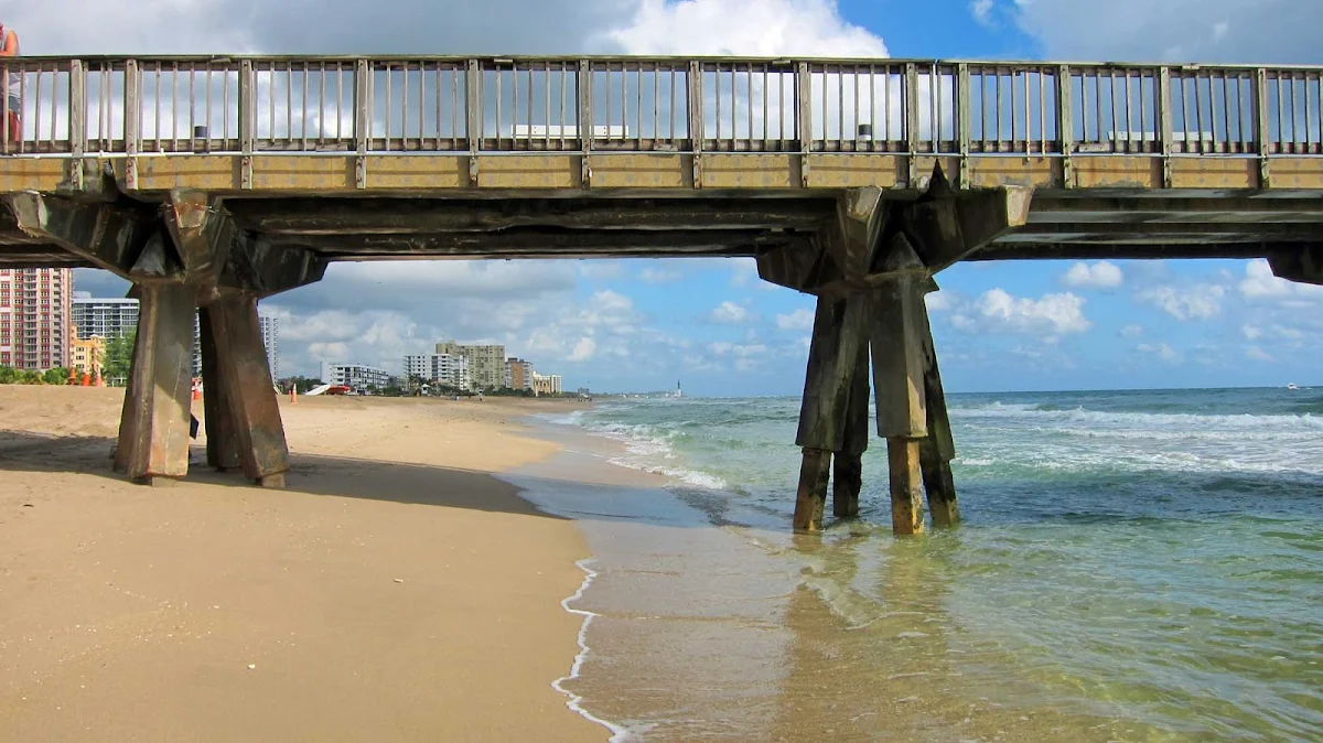 Ft-Lauderdale-beach - Along the beach in Fort Lauderdale, Florida.