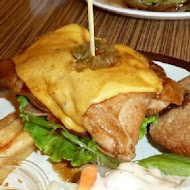 準休閒農場 生態小溪(螢火蟲復育實驗棲地)