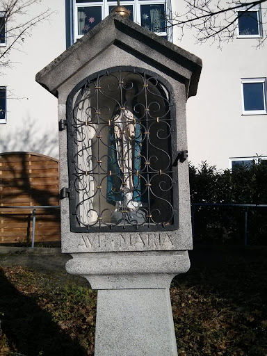 Portal - Ave Maria