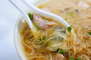 邱大腸蚵仔麵線