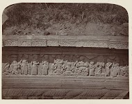 Basreliëf op het pendopo voetstuk aan de westzijde van Candi Panataran.