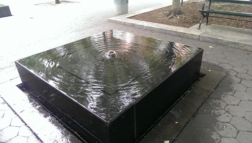 Edgeless Fountain