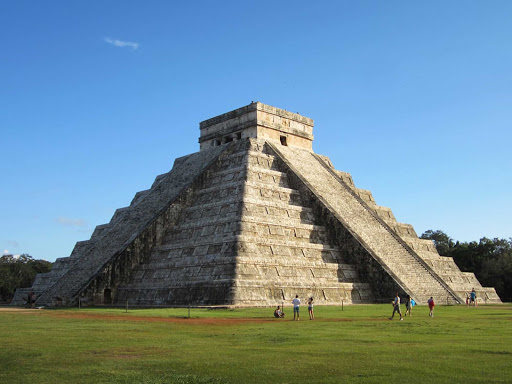 The Mayan pyramid El Castillo at Chichen Itza in the Yucatan, Mexico.