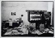 Kraam van het Evangelisch Audio-Visueel Centrum Stichting "De Opdracht"