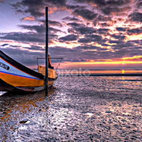 Parking space by Jose Moreira - Transportation Boats