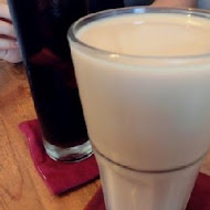 有時散步 Walkabout Café