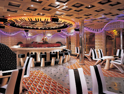 Pull up a seat, order a cocktail and let the friendly piano player know what songs you want to hear (or sing along to) at Carnival Liberty's Piano Man piano bar.