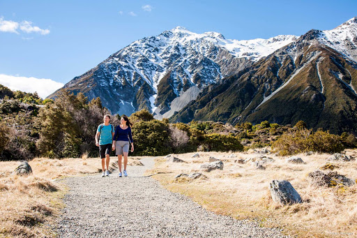 Easy_walk_ in_rugged_landscapes - Most of New Zealand’s wilderness areas are set aside for recreation. Where the terrain is not too challenging, well-formed tracks described as "gentle walks" help cruisers explore forests, discover landscapes and collect memories you’ll enjoy forever.
