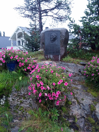 Gunnar Gran Memorial