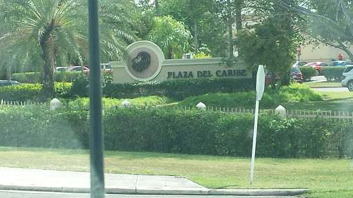 Plaza Del Caribe