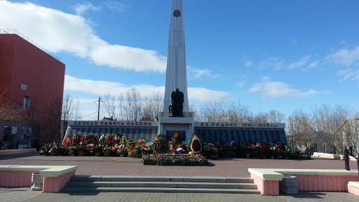 Вечный Огонь(мемориал памяти жертвам Великой Отечественной Войны)