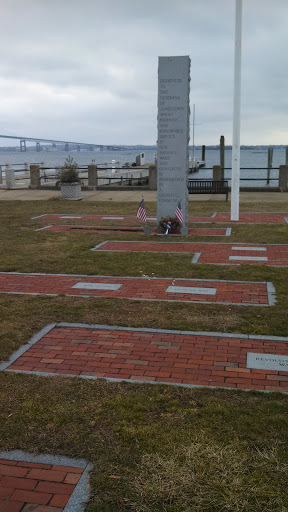 Jamestown Veterans Memorial