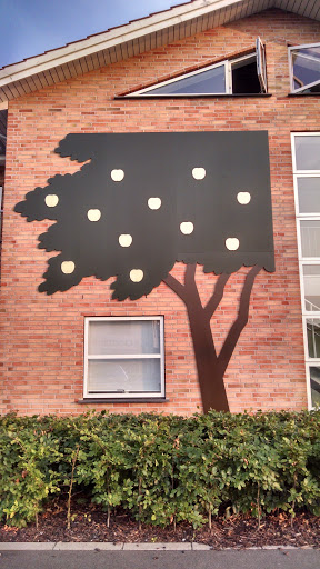 Guldæbletræ Mural