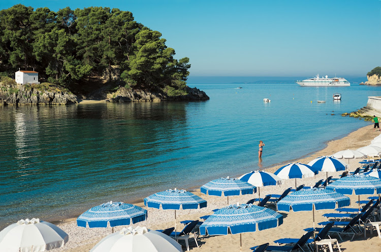 Tere Moana anchored off Parga along the northwestern coast of Greece.  