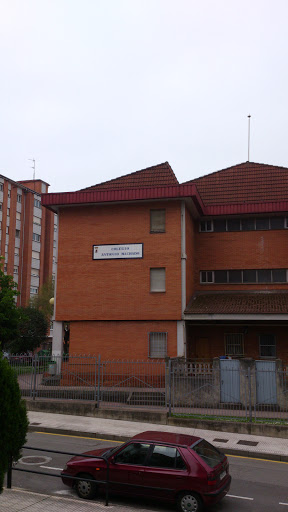 Colegio Antonio Machado.